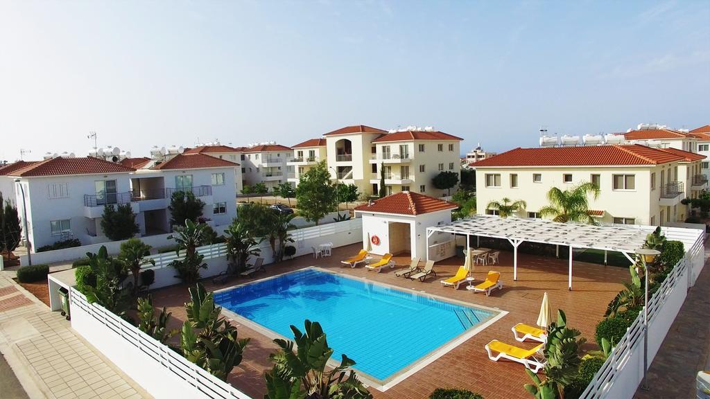 Mythical Sands Resort - Antonios Paralimni Exterior photo